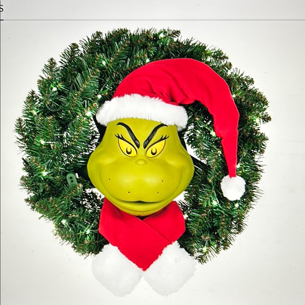 Hallmark Grinch Motion Wreath
